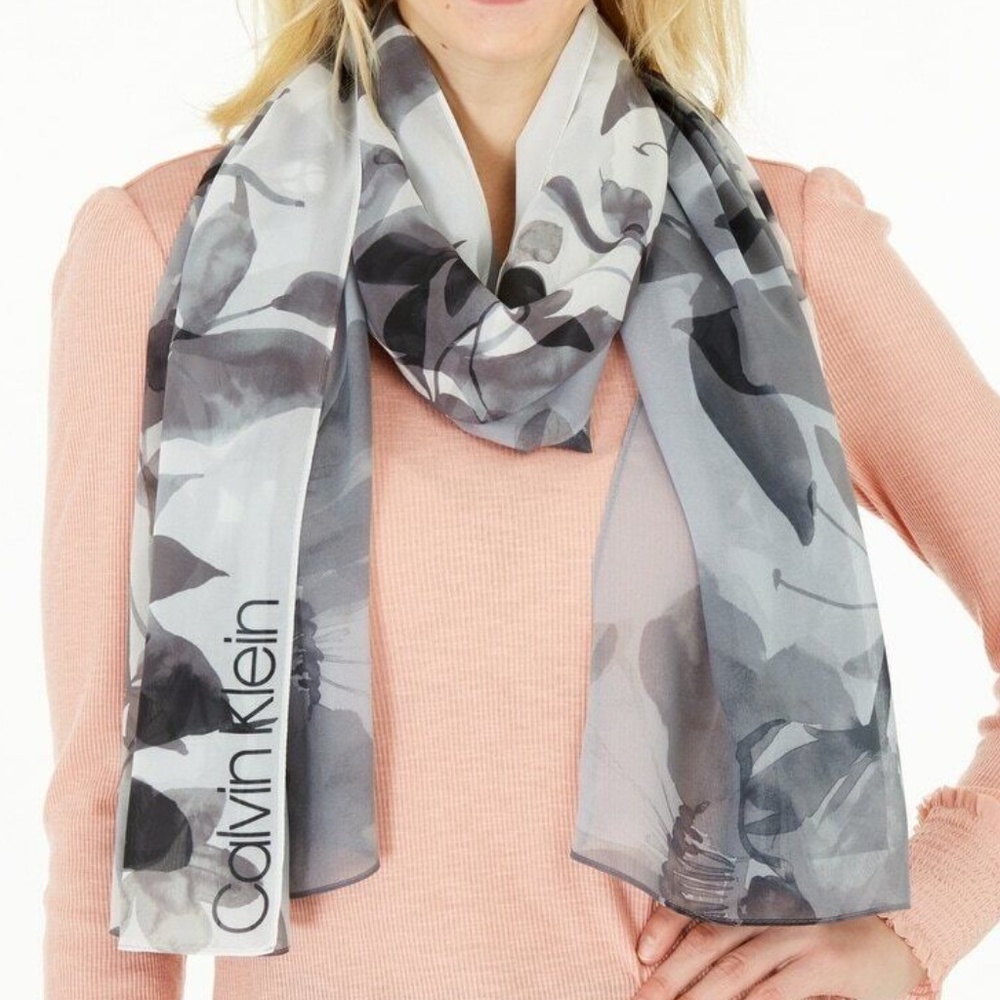 (NWT) Calvin Klein Women's Floral Ombré Watercolor Scarf in Grey OS